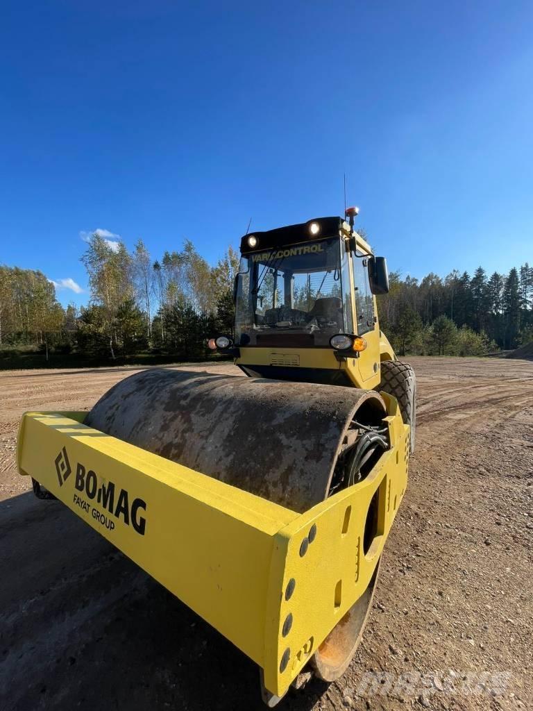 Bomag 213 DH-4 Yksivalssijyrät