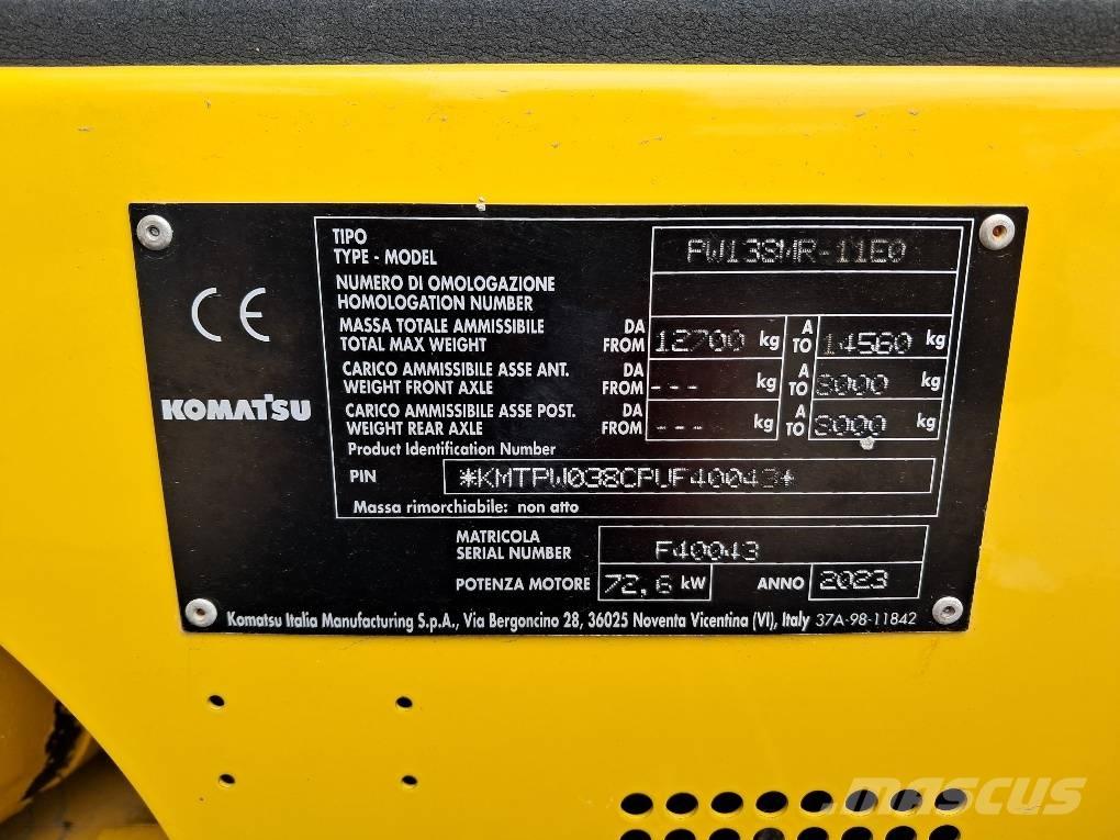 Komatsu PW138MR-11E0 Pyöräkaivukoneet
