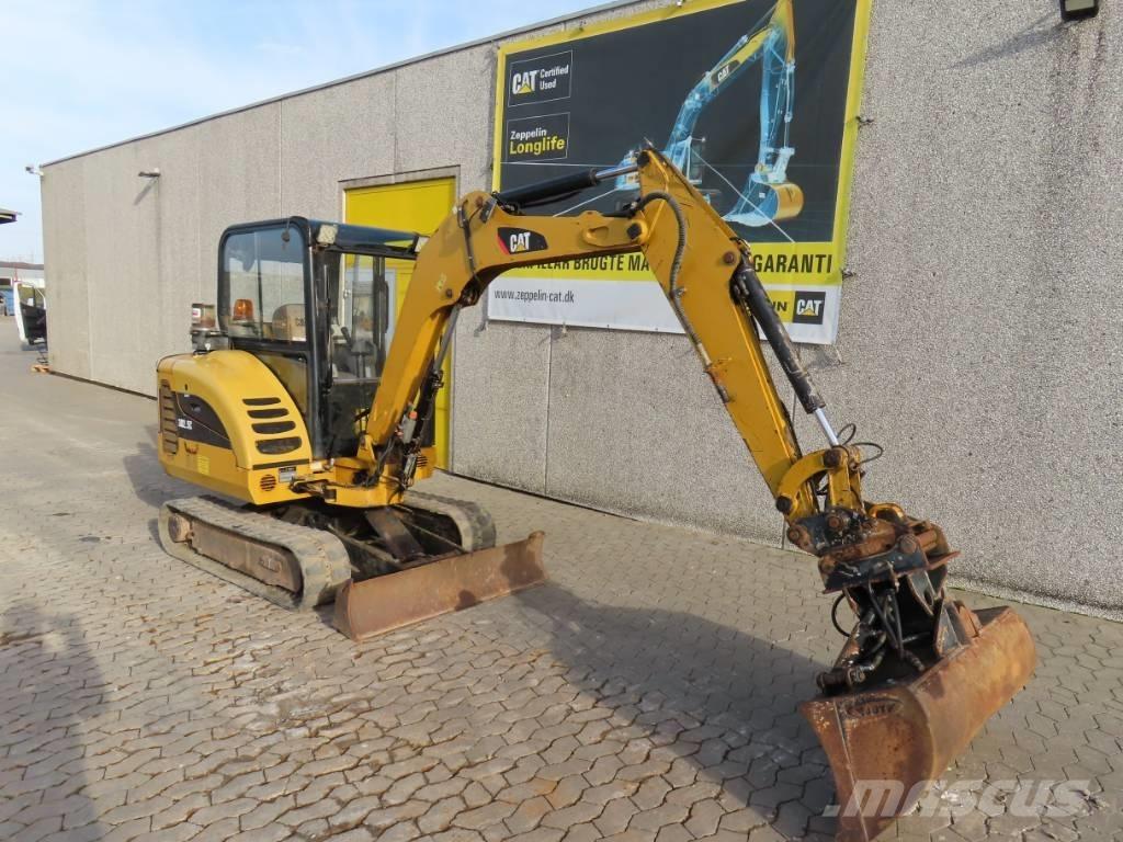 CAT 302.5 C Minikaivukoneet < 7t