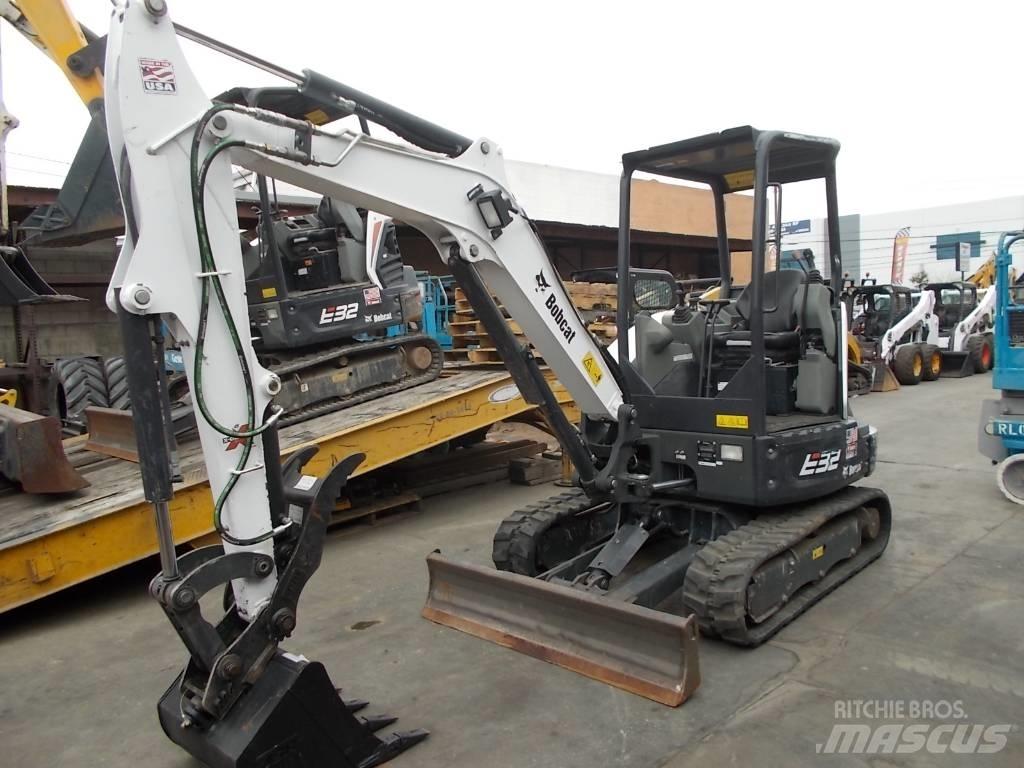 Bobcat E32i Minikaivukoneet < 7t