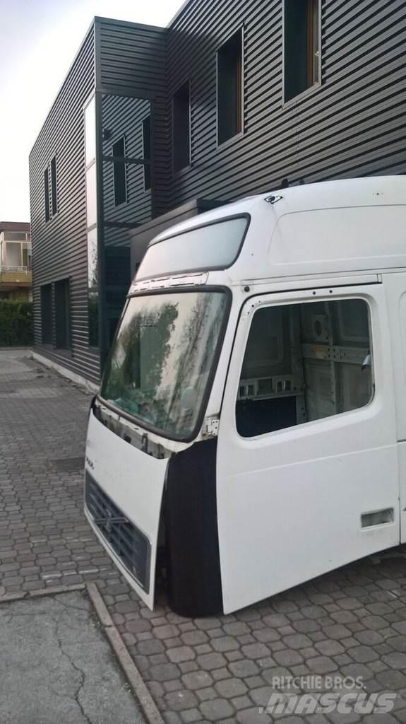 Volvo FH - Euro 4 Ohjaamot ja sisustat