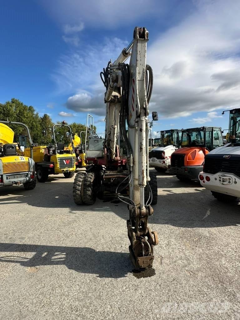 Takeuchi TB 175 W Pyöräkaivukoneet