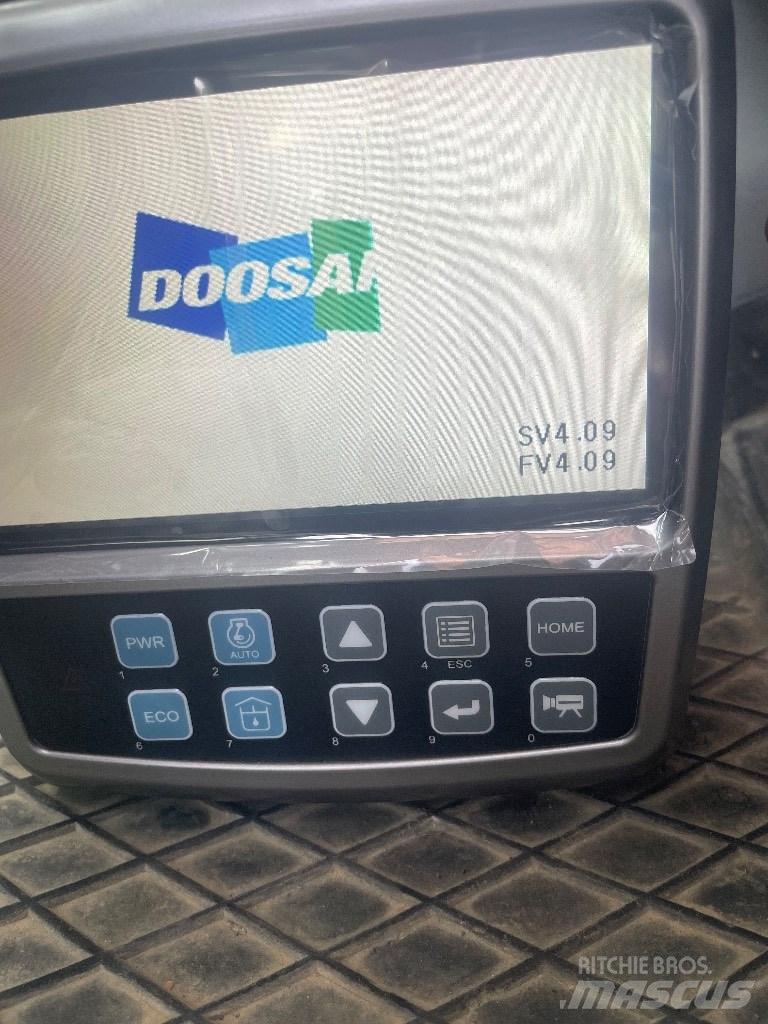 Doosan DX 140 LCR-3 Sähkö ja elektroniikka