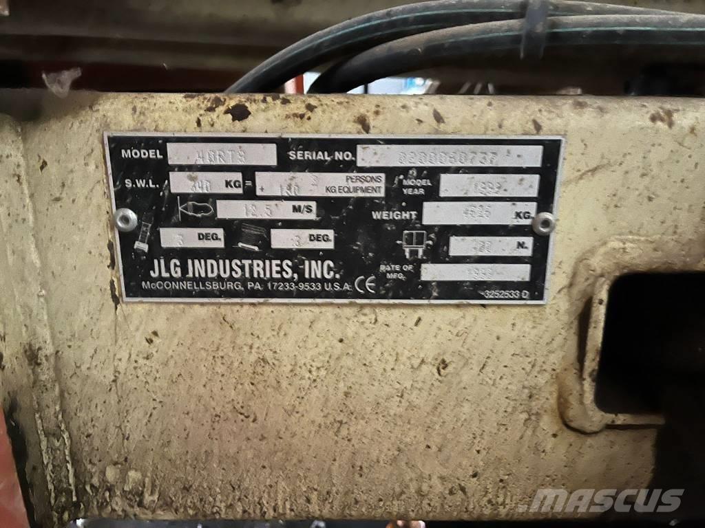 JLG 40 RTS Saksilavat