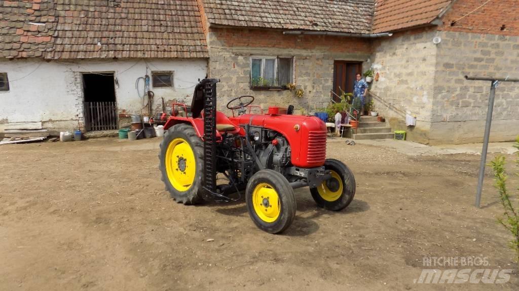 Steyr T 84 Traktorit
