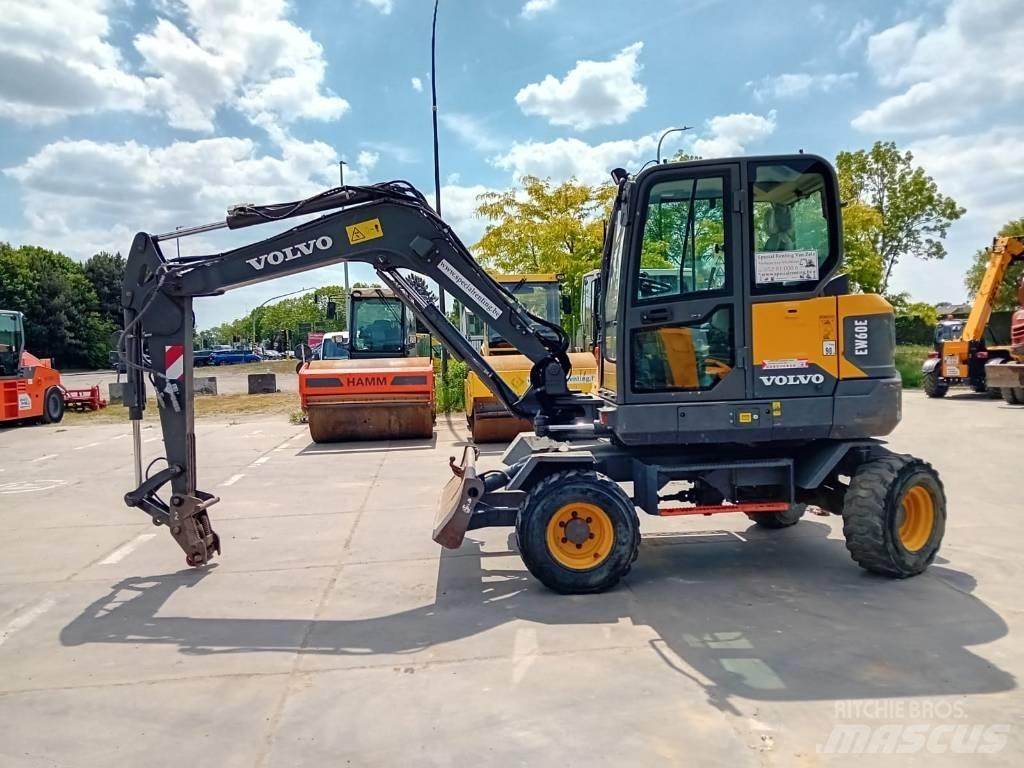 Volvo EW 60 E Pyöräkaivukoneet