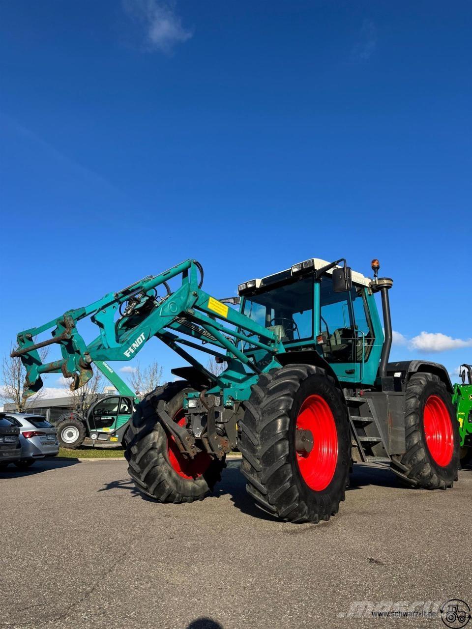 Fendt Xylon 520 Traktorit