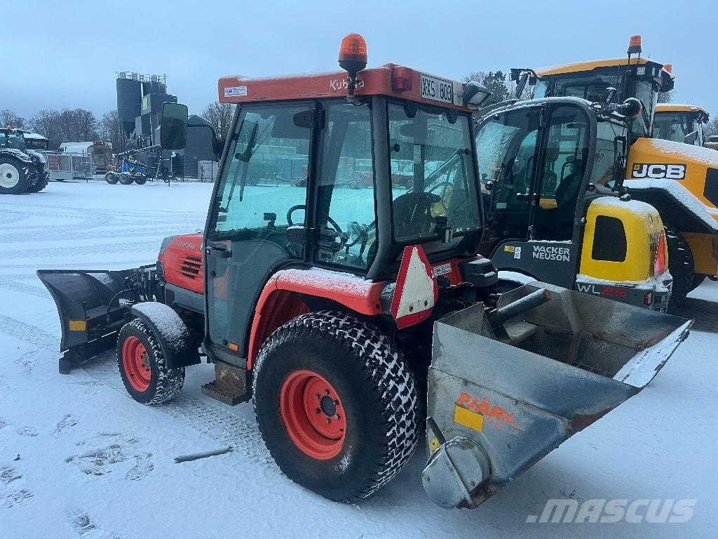 Kubota STV 36 Taajamatraktorit