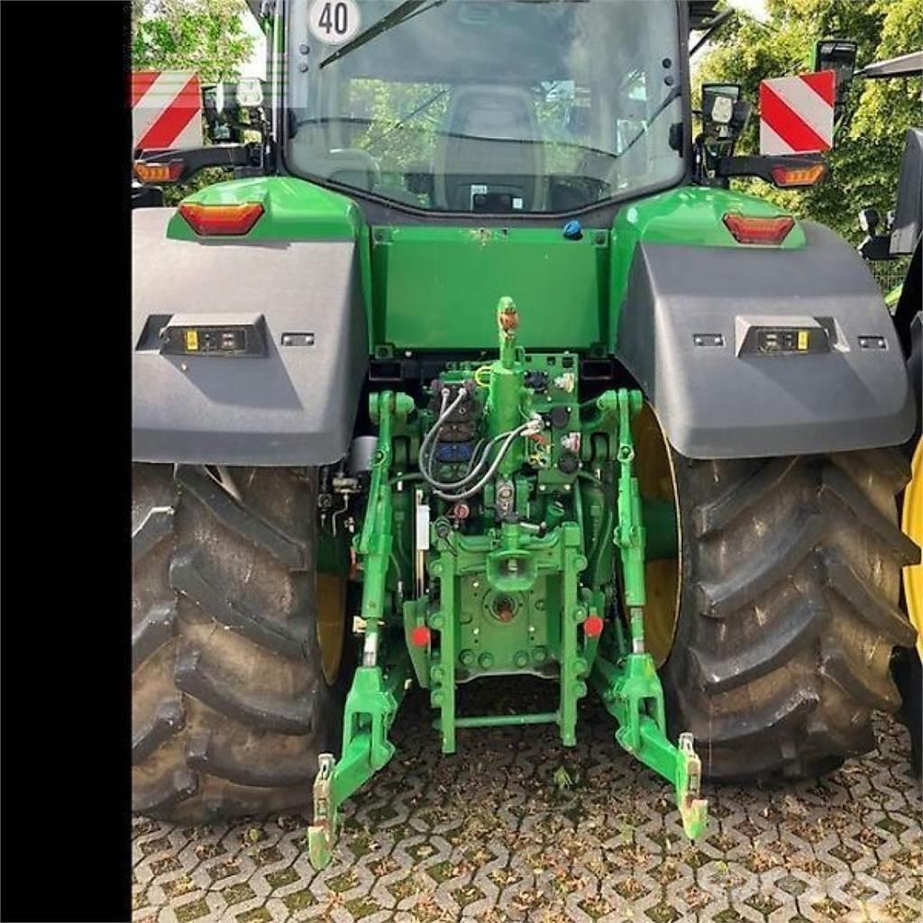 John Deere 7r 330 Traktorit