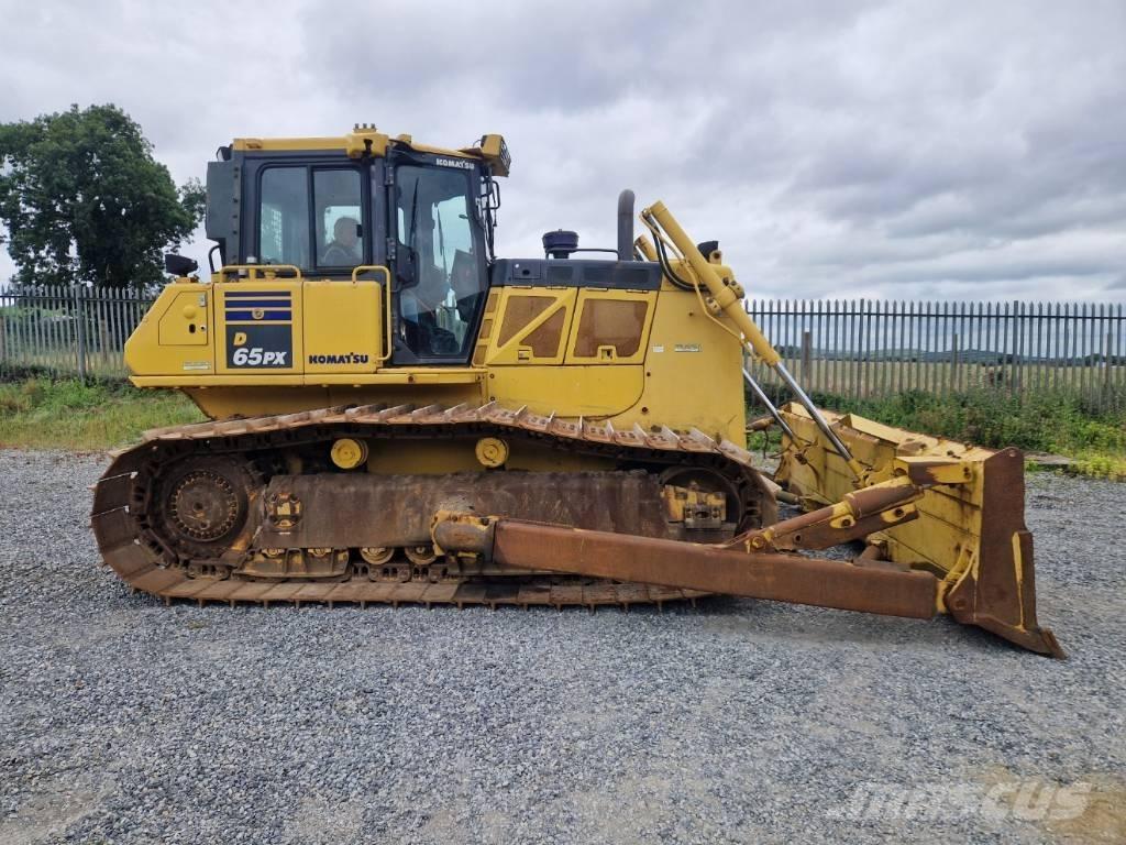 Komatsu D 65 PX-18 Telaketjupuskutraktorit