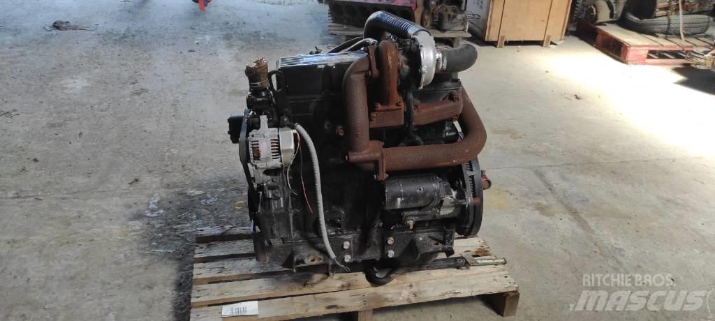 Yanmar 4TNE100 Moottorit