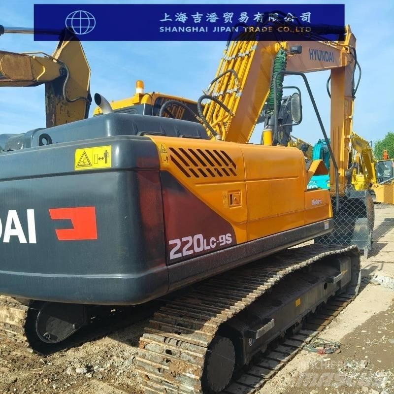 Hyundai R220 Midikaivukoneet 7t - 12t