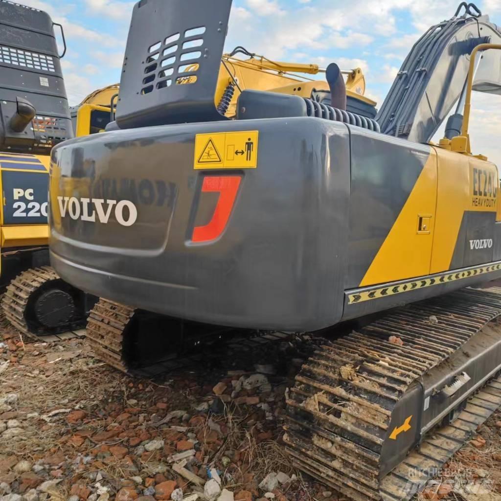 Volvo EC 240 Telakaivukoneet