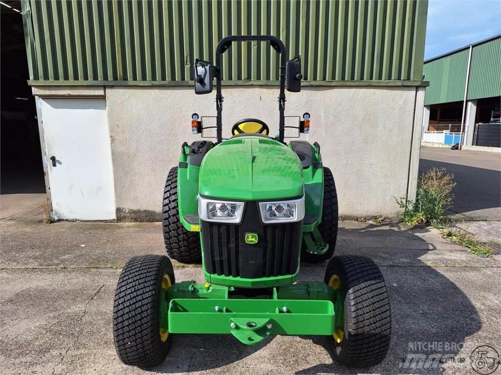 John Deere 4052M Taajamatraktorit
