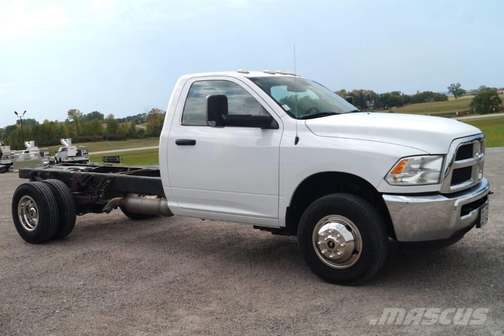 RAM 3500 TRADESMAN Kuorma-autoalustat