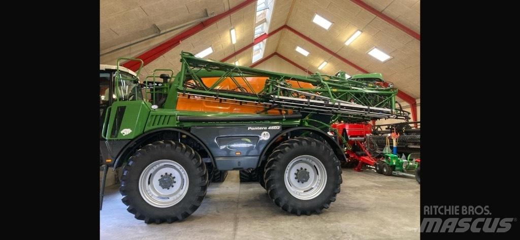 Amazone Pantera 4502 Itsekulkevat ruiskut