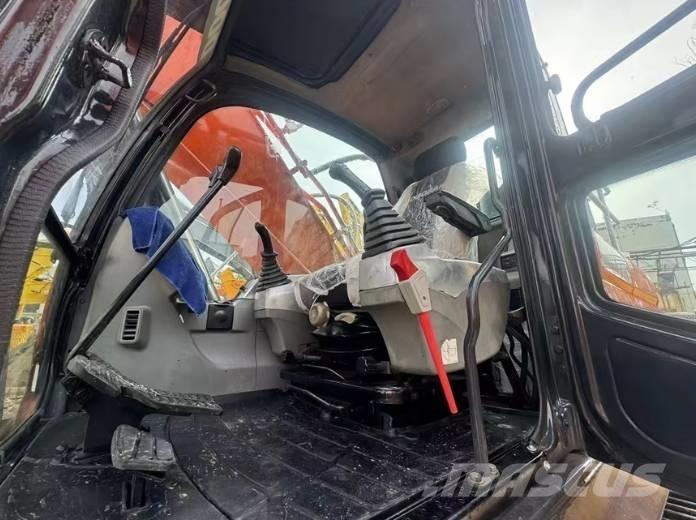 Doosan DX300LC-9C Telakaivukoneet