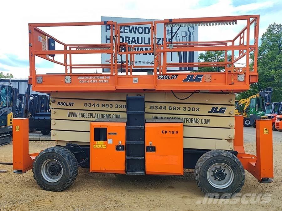 JLG 530LRT Saksilavat