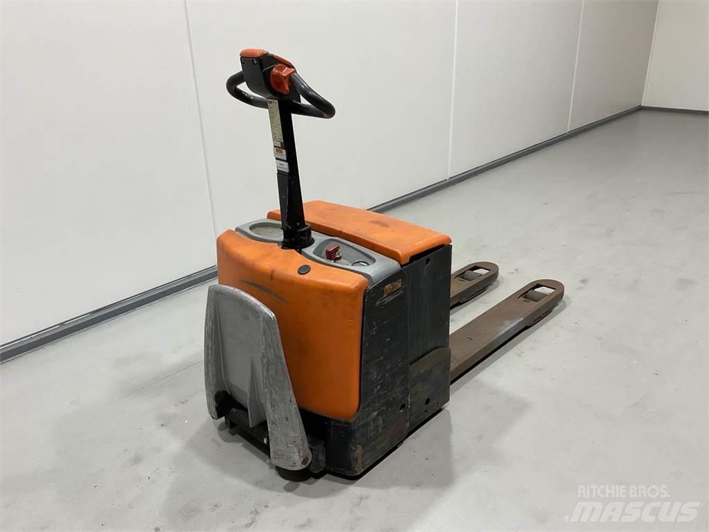 Rocla T20ACP Lavansiirtotrukit ajotasolla