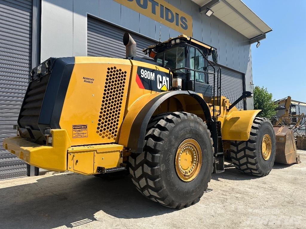 CAT 980M Pyöräkuormaajat