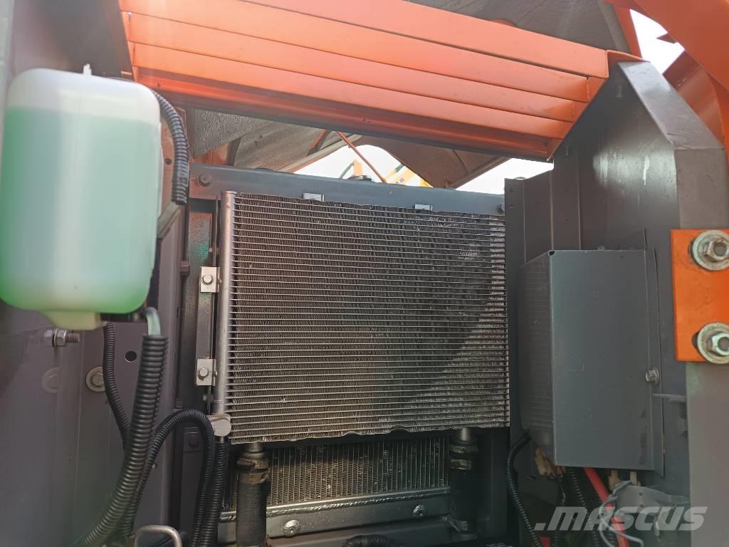 Hitachi ZX 70 Midikaivukoneet 7t - 12t