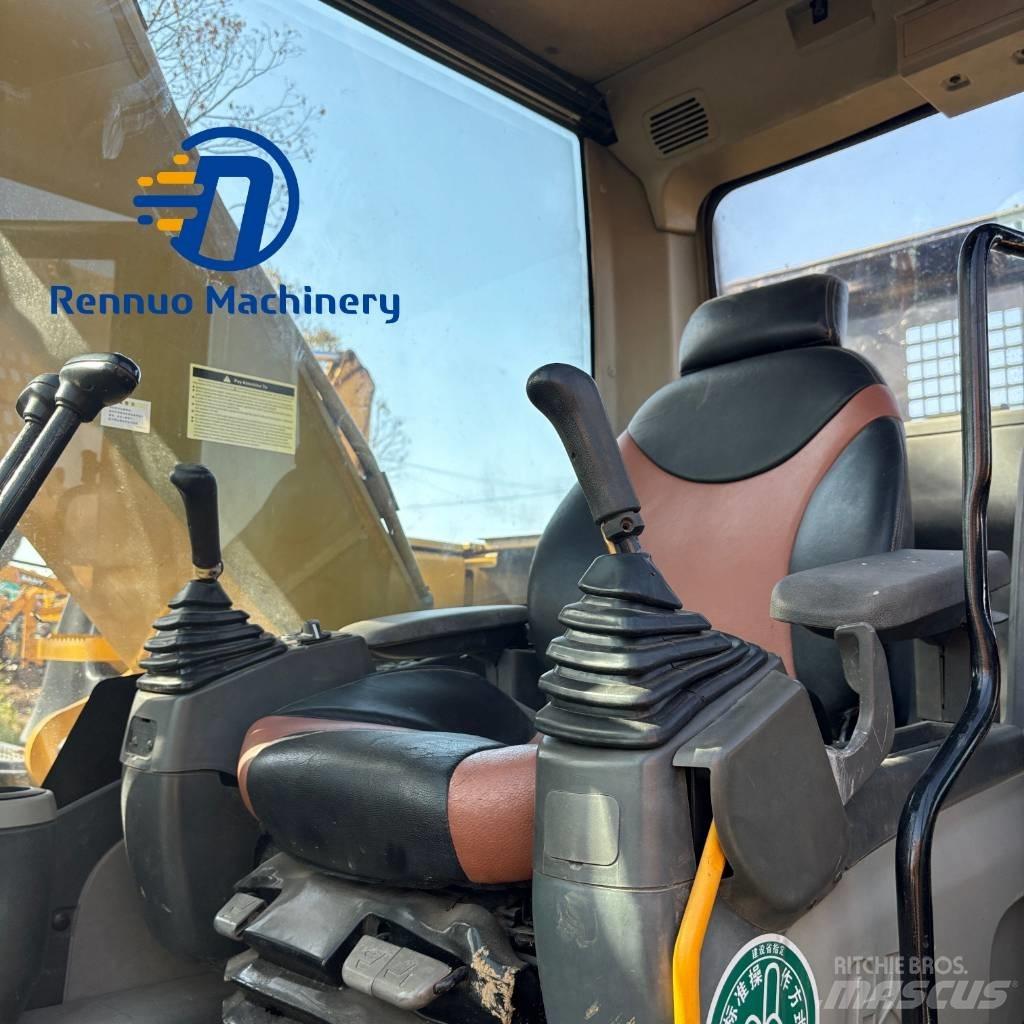CAT 320D Telakaivukoneet