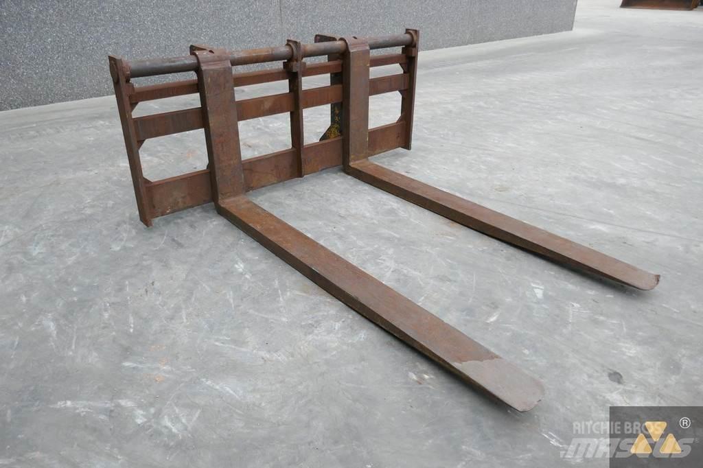 CAT 966/972 Forks Transportation - Others