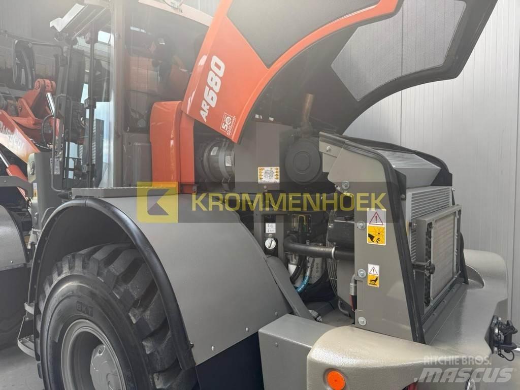 Weycor AR 680 Pyöräkuormaajat