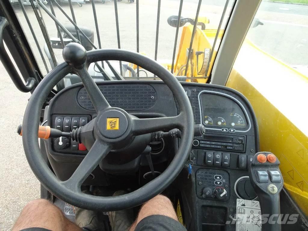 JCB 531-70 AGRI Maatalouskurottajat
