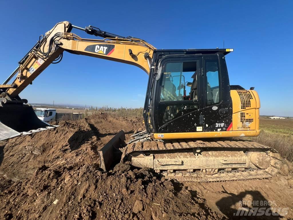 CAT 311 FL Telakaivukoneet