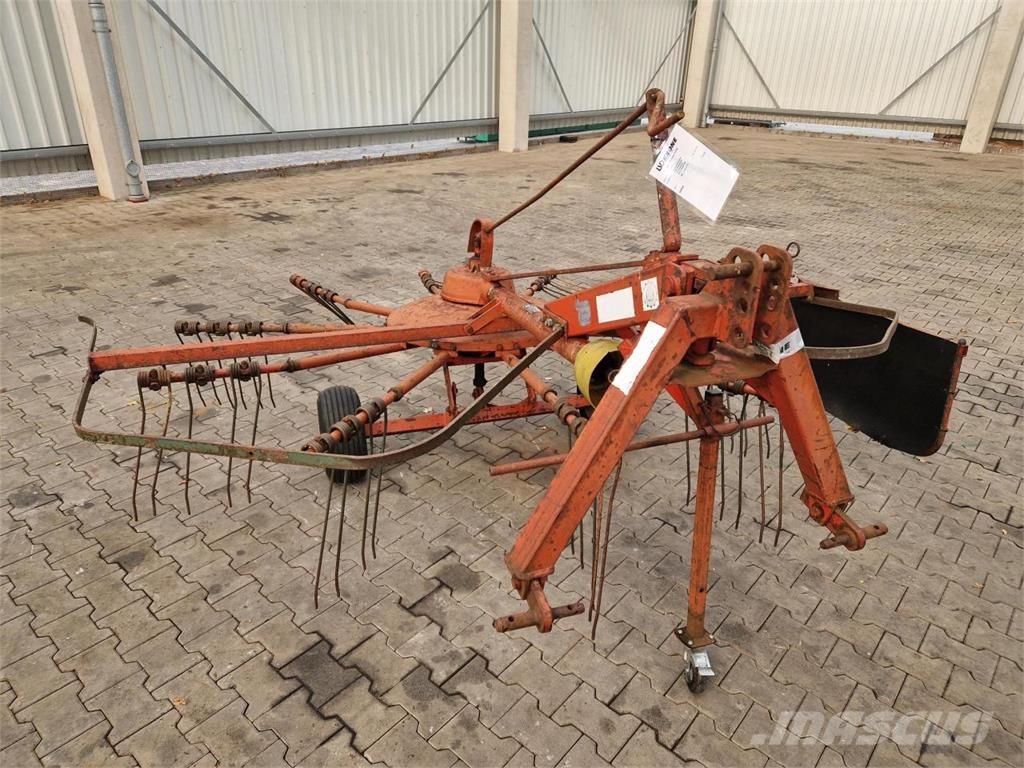 Fella TS 325 Karhottimet