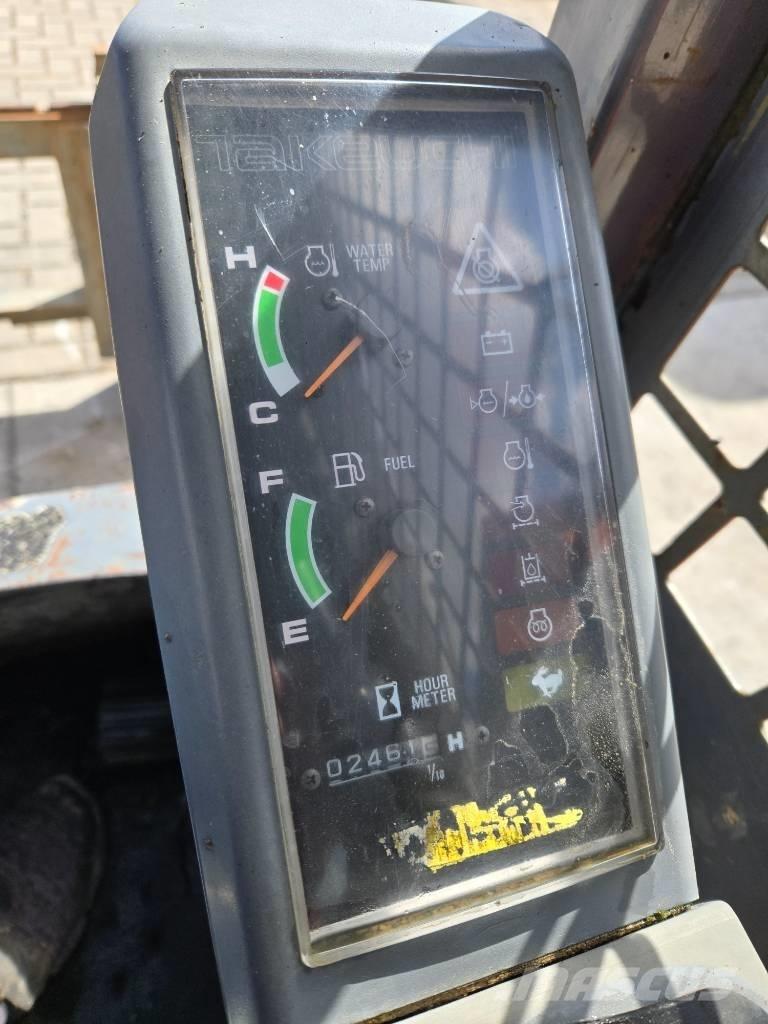 Takeuchi TL120 Liukuohjatut kuormaajat