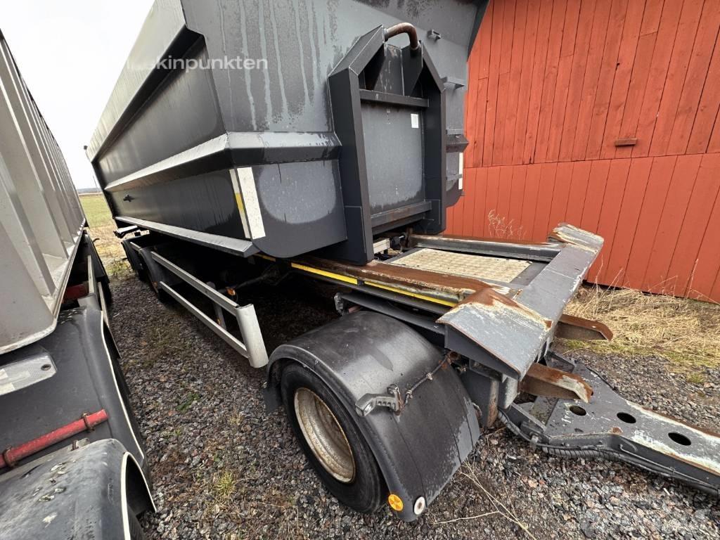 Istrail PKE-186/8B Vaihtolavaperävaunut