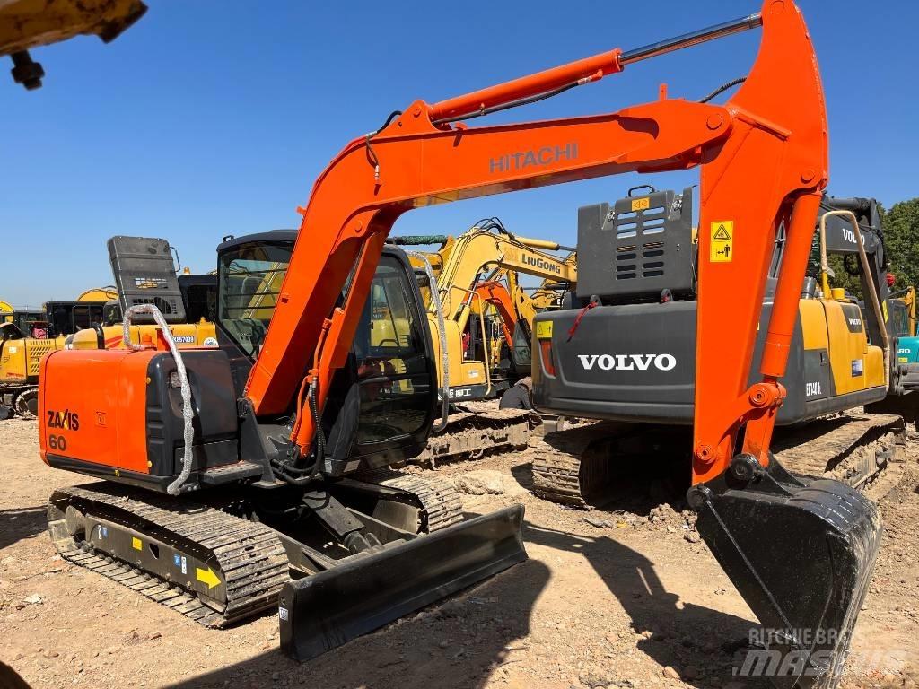 Hitachi ZX 60 Minikaivukoneet < 7t