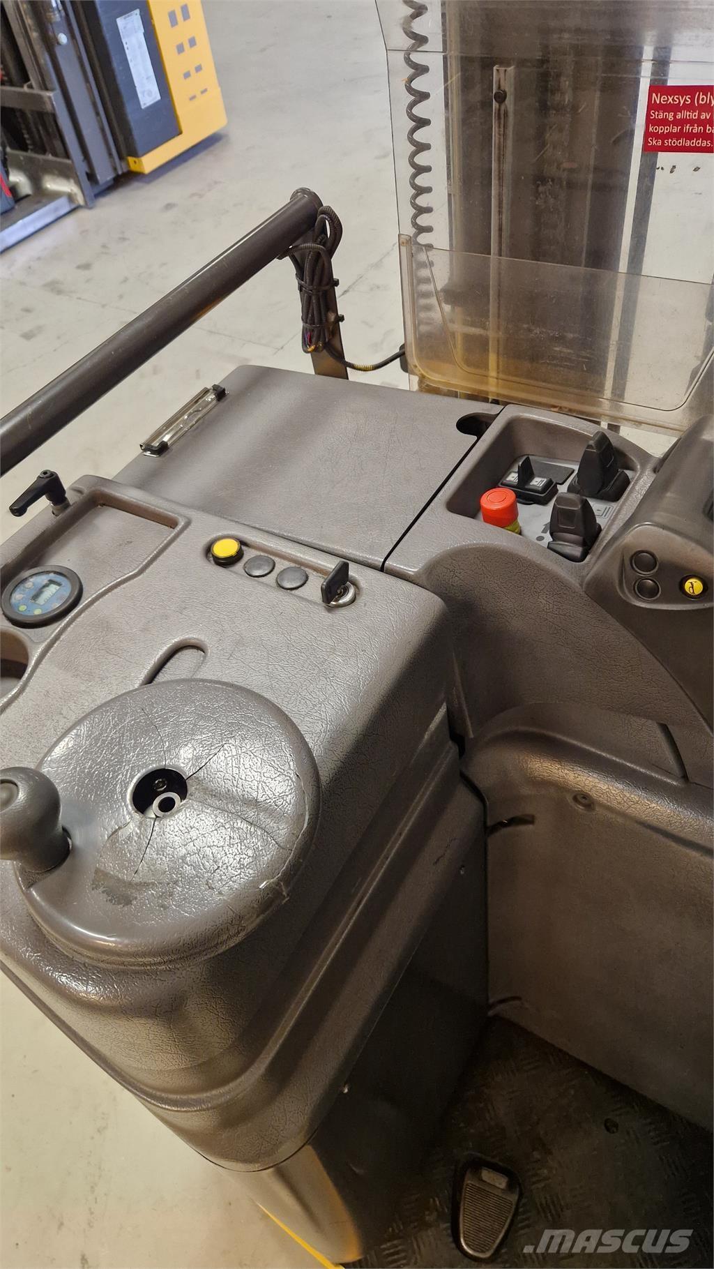 Atlet A160SDTFVHSN Ajettavat pinoamisvaunut