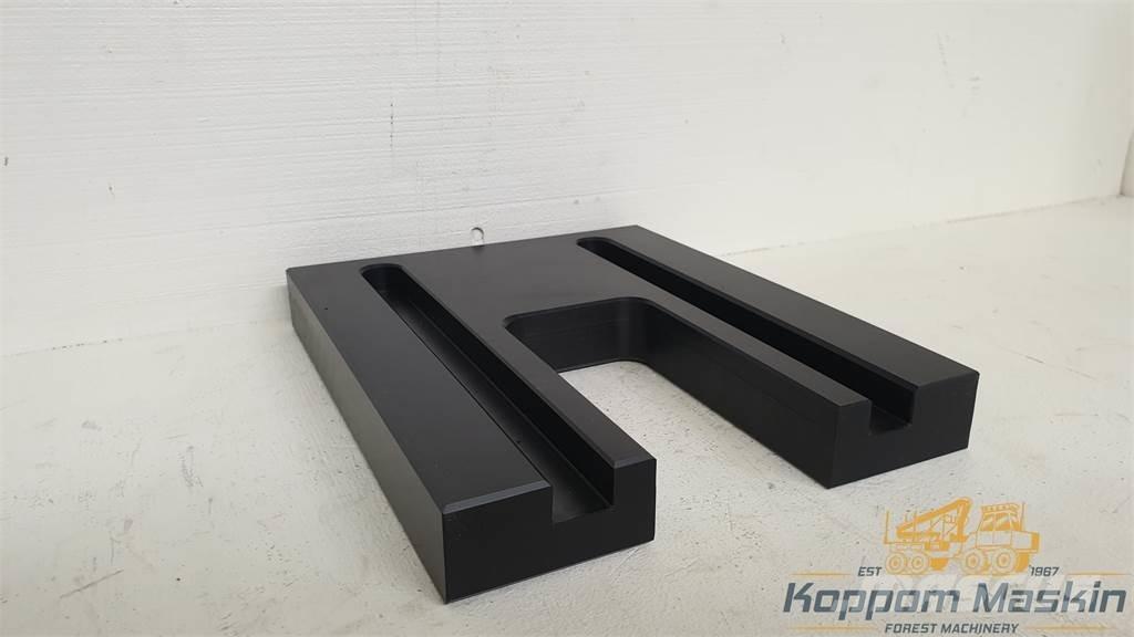 Ponsse P58879 Kuormatraktorinosturit