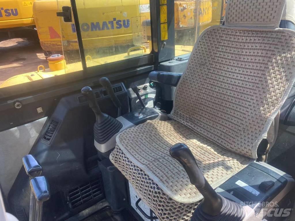 Komatsu PC56 Telakaivukoneet