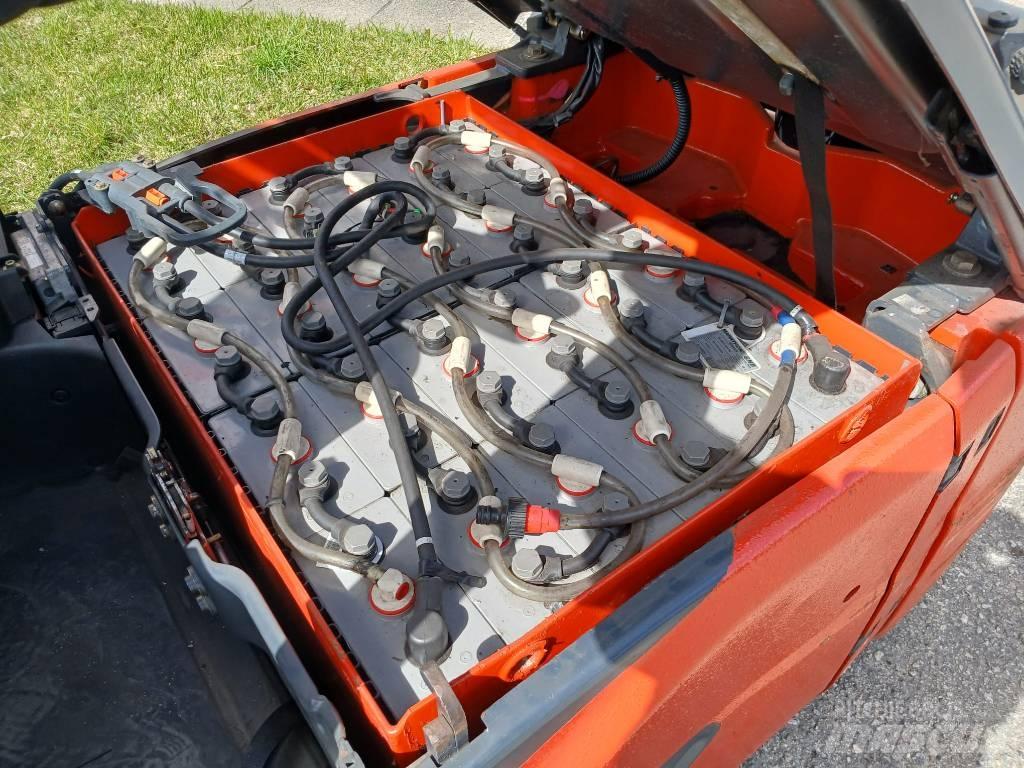 Linde E16-02 Sähkötrukit