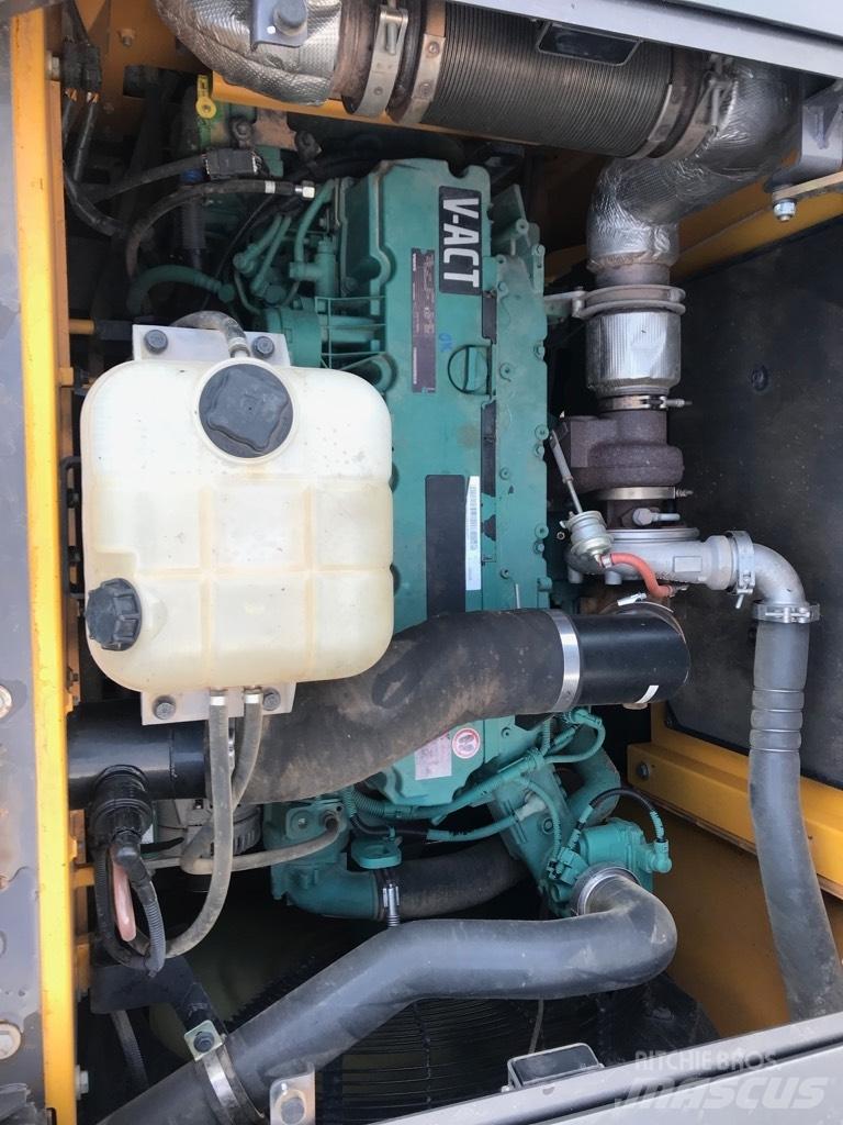 Volvo EC 250 E Telakaivukoneet