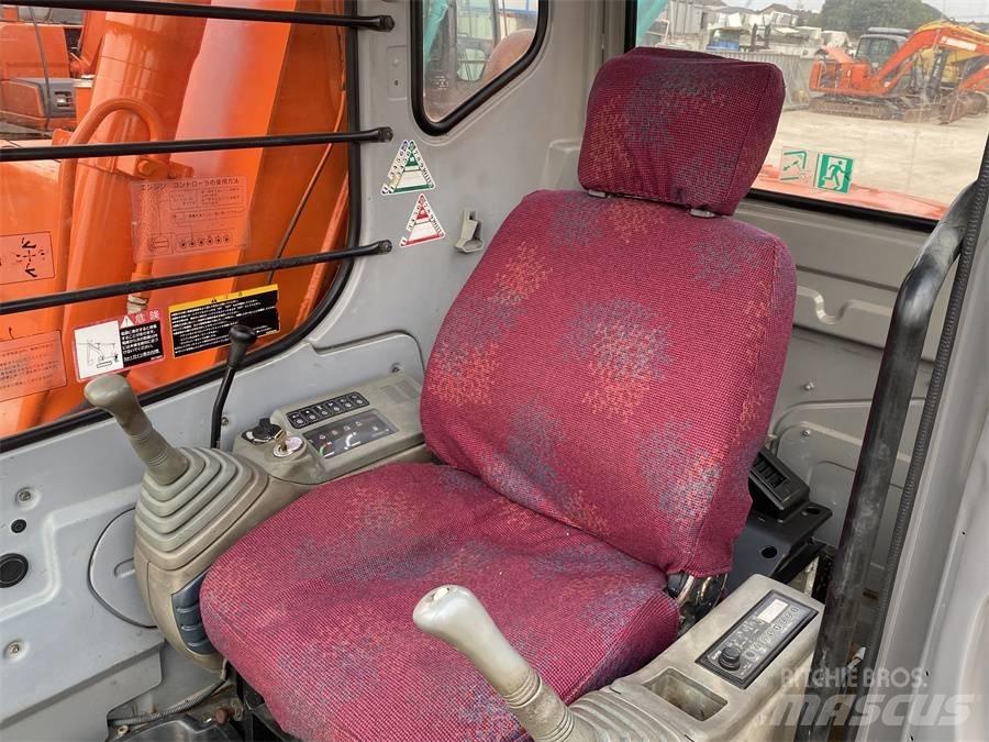 Hitachi EX60 Telakaivukoneet