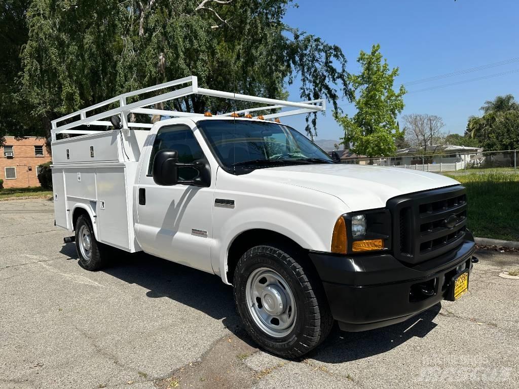 Ford F 350 Lava-autot