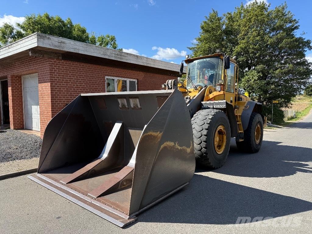 Volvo L 120 E Pyöräkuormaajat
