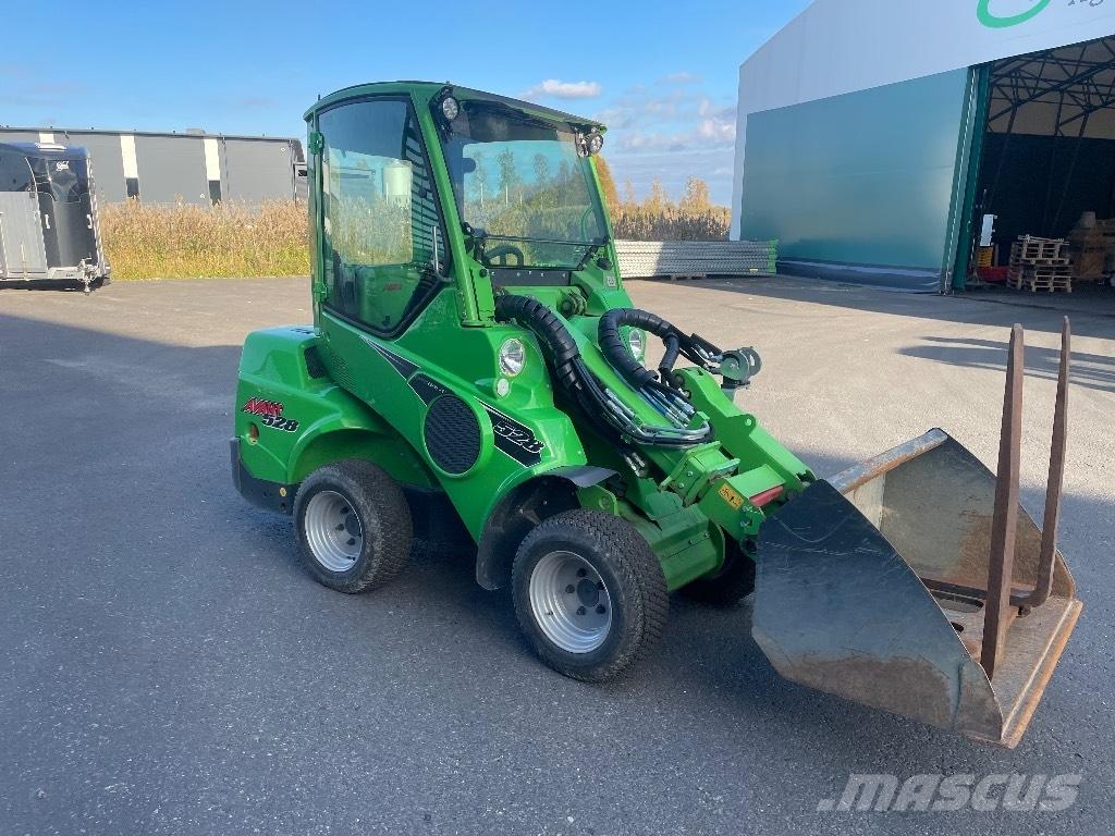 Avant 528 Yleiskuormaajat