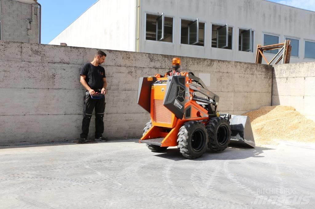  Worky Quad Minilader Pienkuormaajat