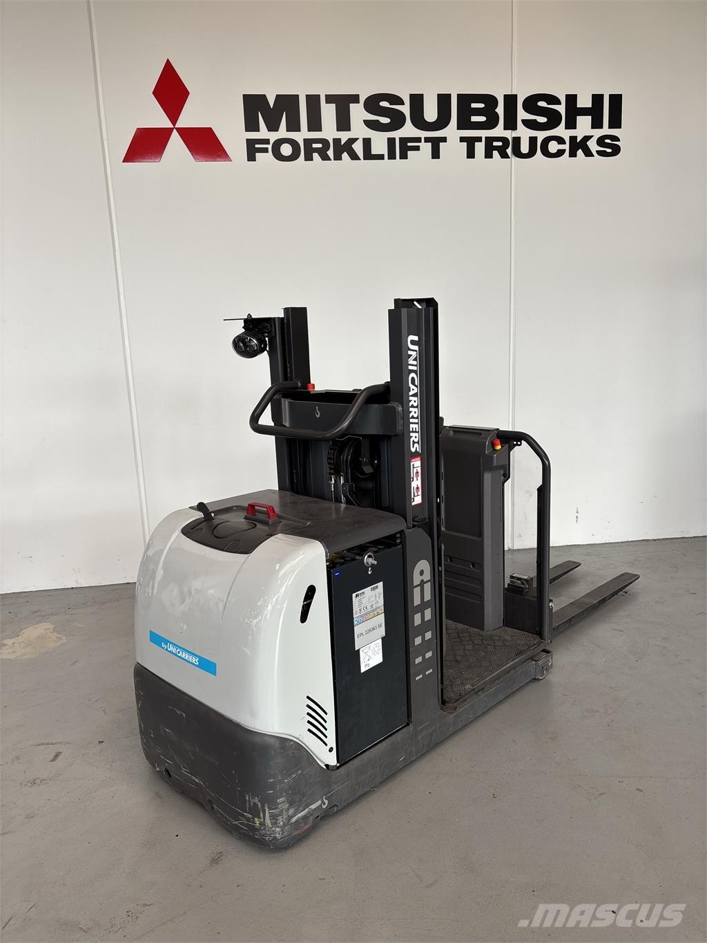 UniCarriers EPL100 Matalakeräilytrukit