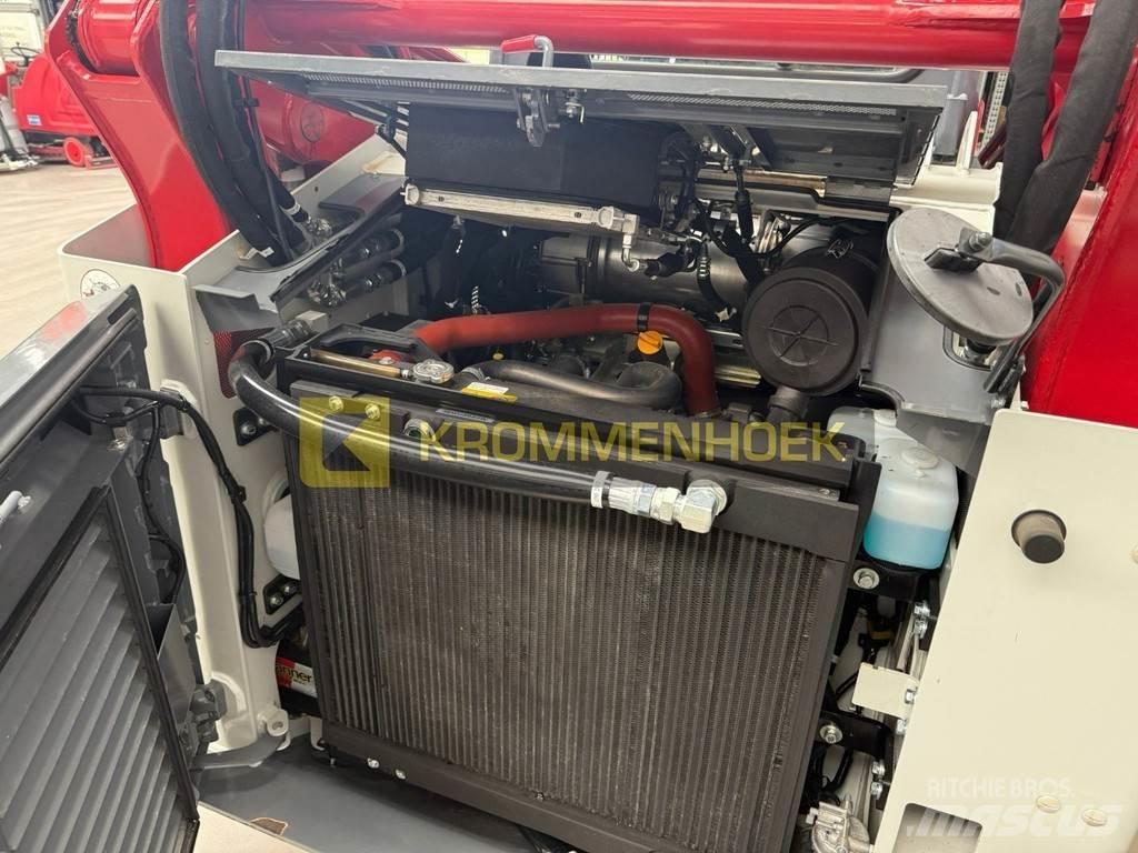 Takeuchi TL 12V-2 Liukuohjatut kuormaajat
