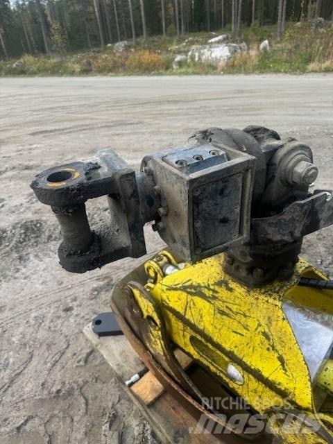Loglift F150ZTi9.5 Puutavaranosturit
