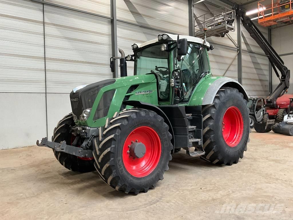 Fendt 828 Vario TMS Traktorit
