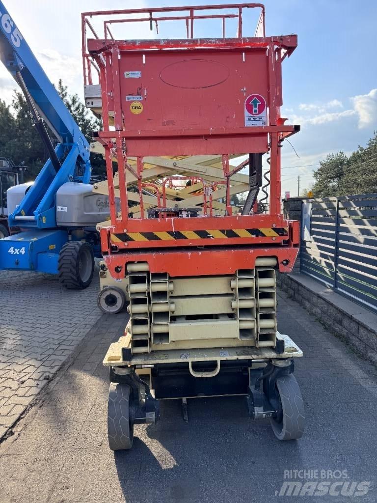 JLG 2646 ES Saksilavat
