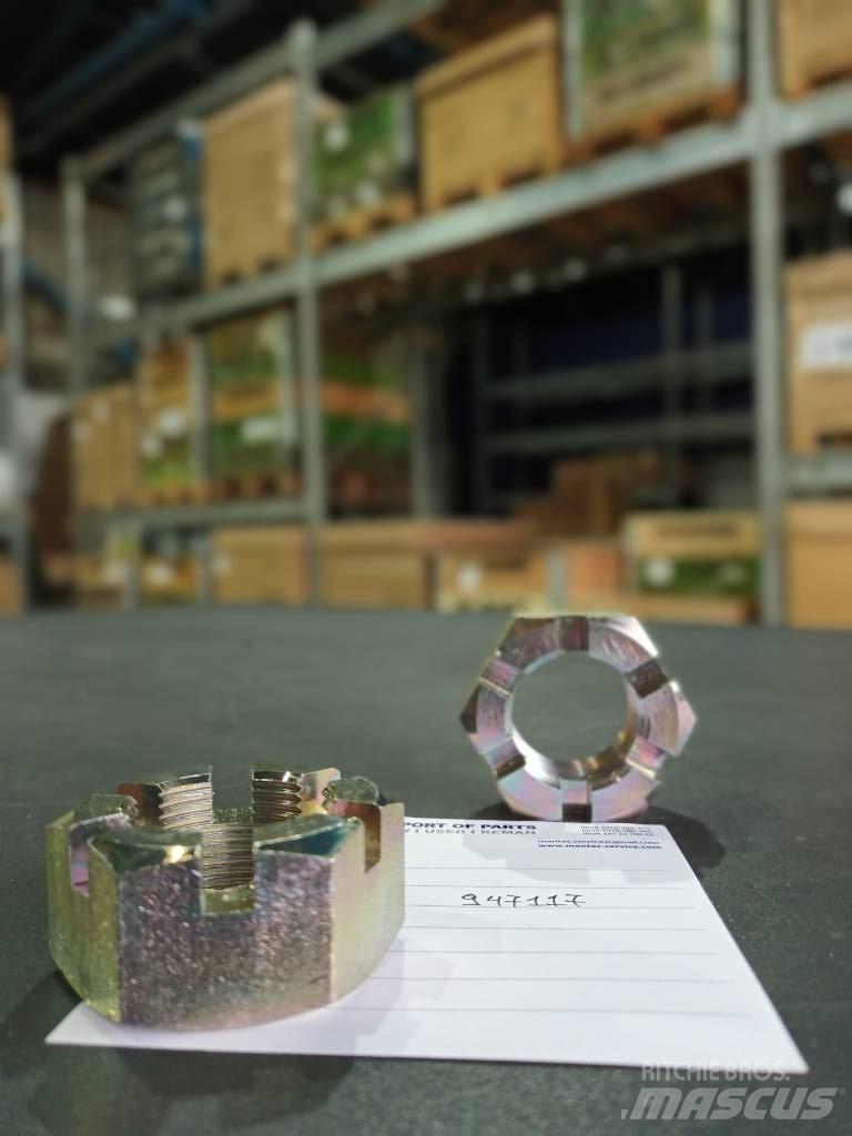 Volvo NUT 947117 Akselit